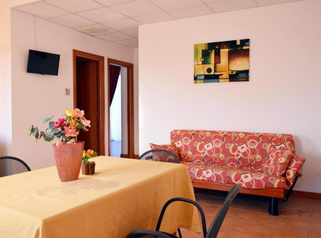Desusino Residence & Hotel Butera Extérieur photo